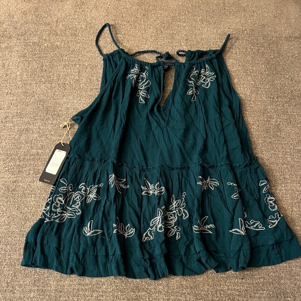 Embroidered Teal Sleeveless Top Shyanne